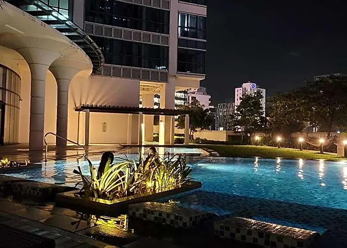 Staycations Up Above 17 At Bgc 호텔 마닐라