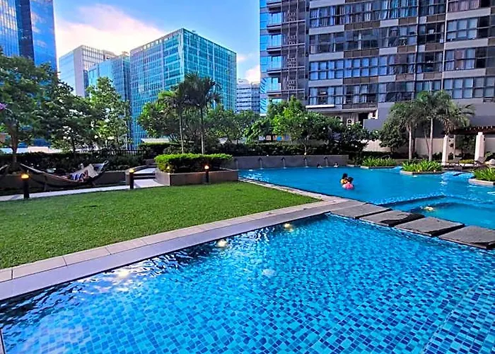 호텔 Staycations Up Above 17 At Bgc 마닐라